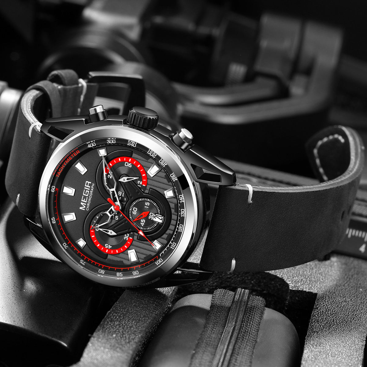 MEGIR Top Brand Luxury Men's Wrist Watch Man Luminous Waterproof Sport Men Quartz Wristwatches Relogio Masculino Dropshipping 2135