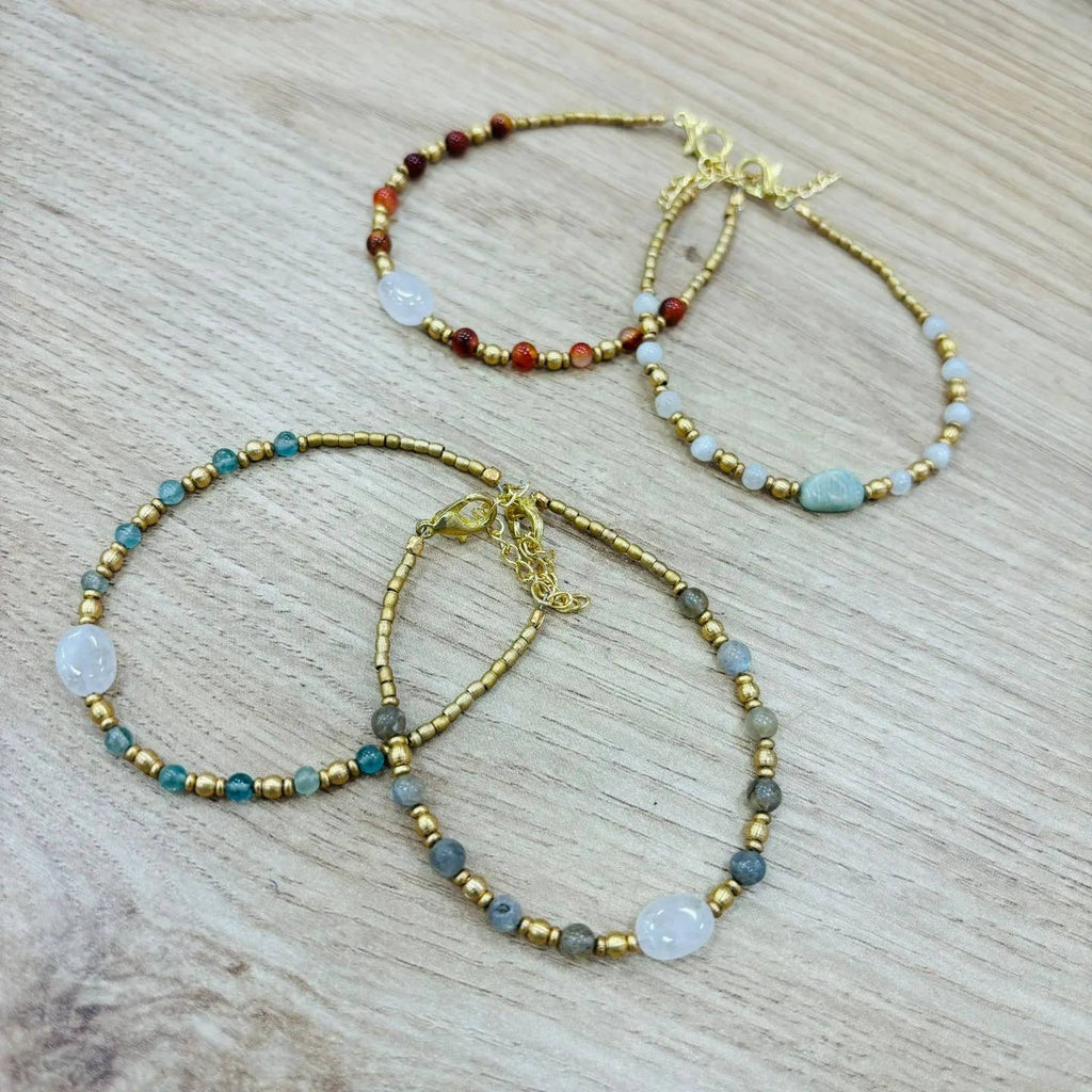 Pulsera con minerales