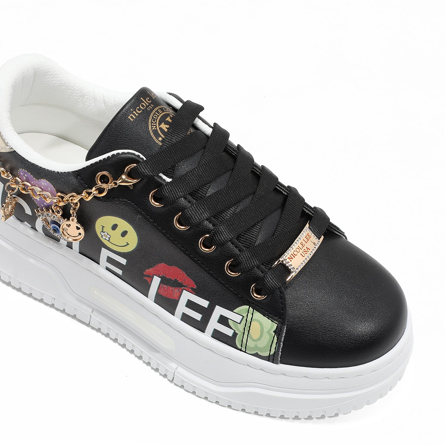 ZAPATILLAS CON DIJES DE MODA