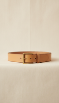 Minimalist leather belt with matte buckle