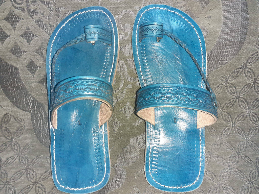 Sandalia de cuero. Color Azul-0
