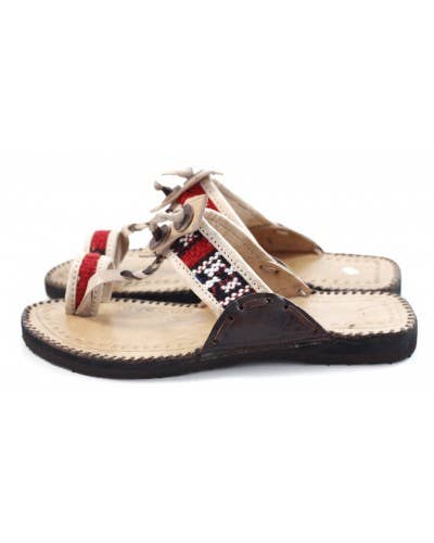 Sandalias de cuero beige y tela de panama