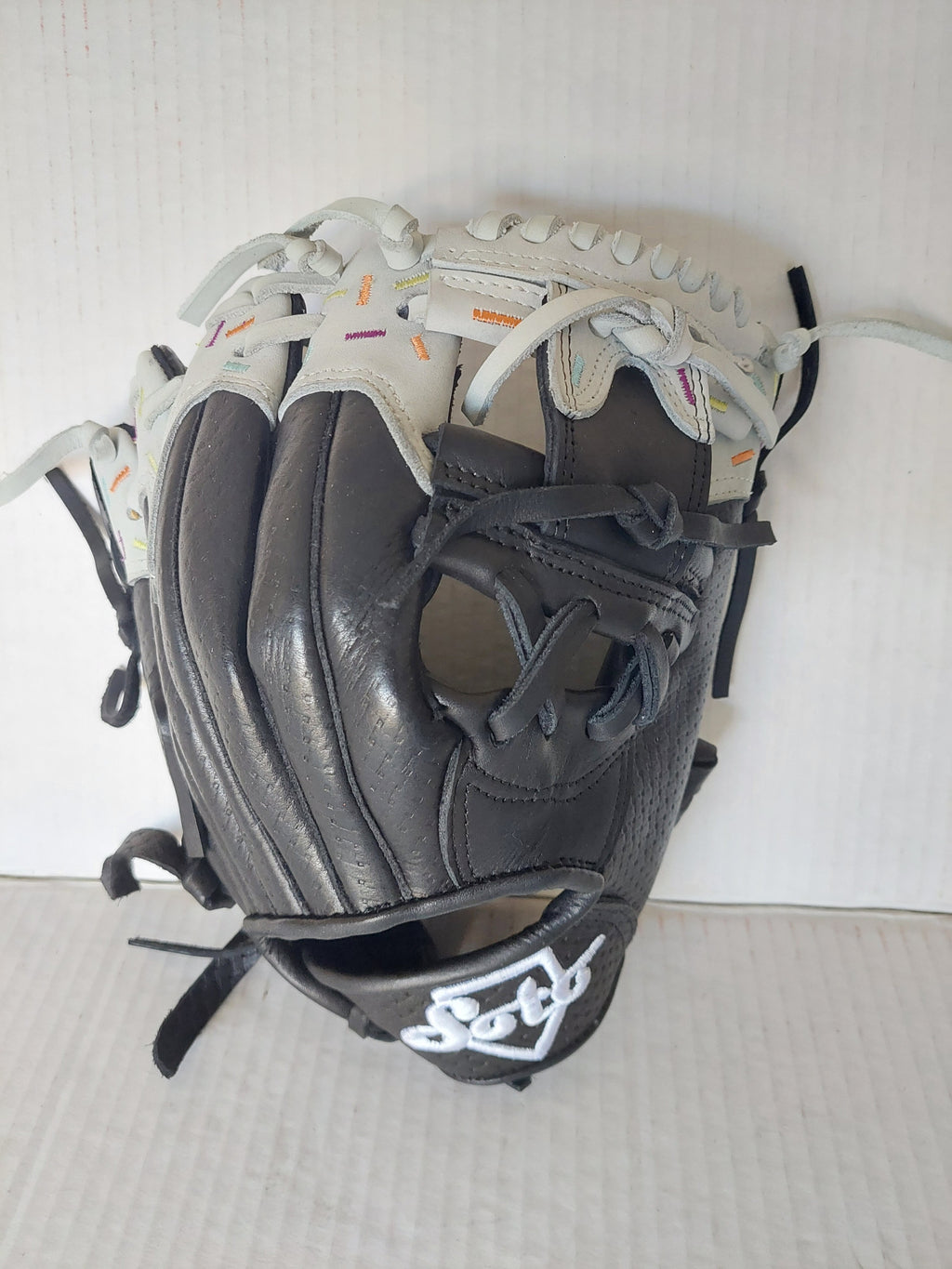 Soto Ice Cream Drip 12" Fielding Glove