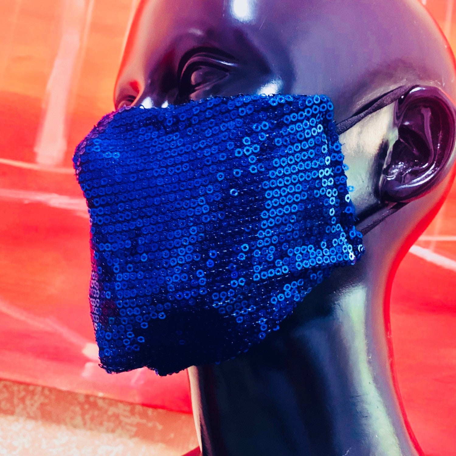 Face mask with pajeta