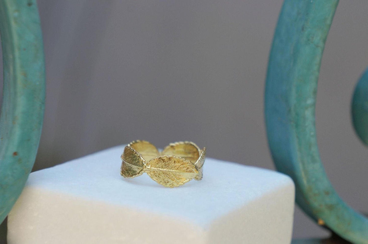 Solid Gold Rose Ring, Handmade nature Jewelry, Organic Leaf Band, Gift for Passion & Longevity, Sustainable Real Gold (9K, 14K, 18K)