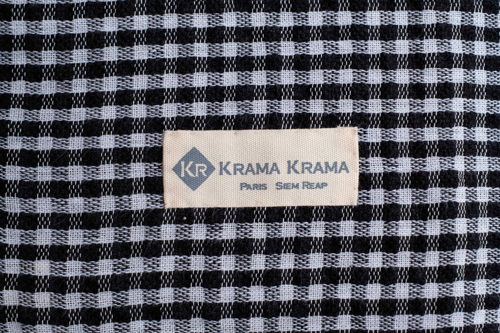 krama noir Carbone zoom