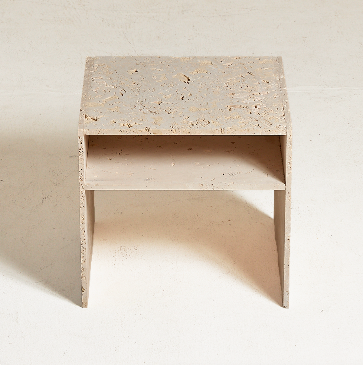 NOTO TRAVERTINE NIGHTSTAND