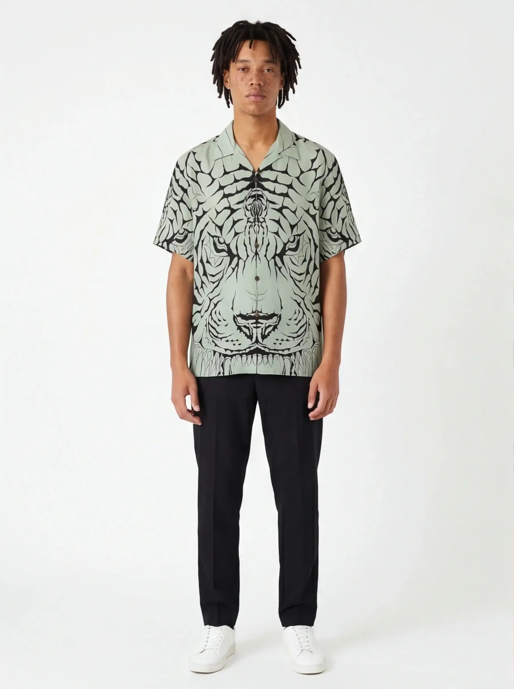 Concrete Shirt Structure